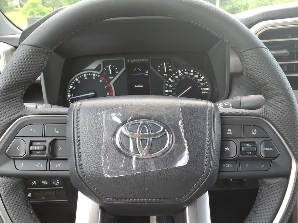 New 2026 Lunar Rock Toyota SR5 image 13