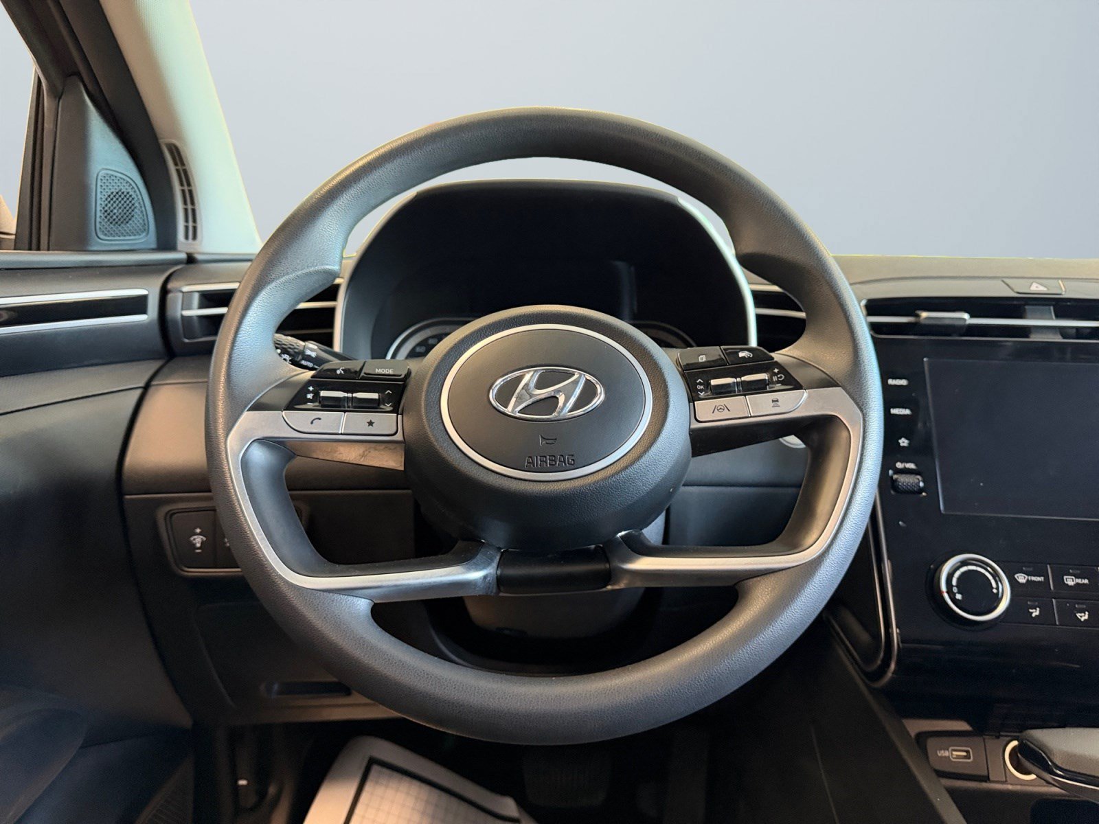 Certified Used 2023 Phantom Black Hyundai SEL image 12