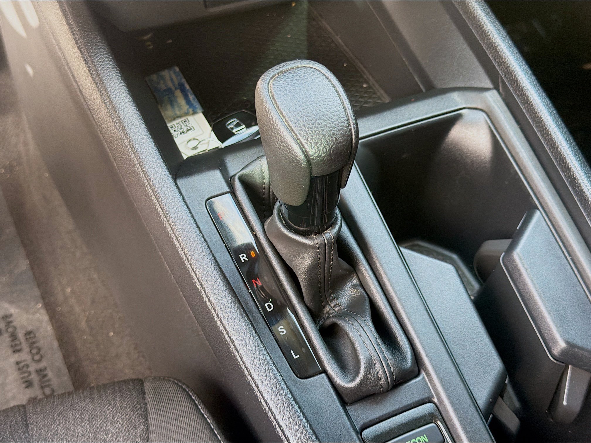 Used 2024 Canyon River Blue Metallic Honda EX image 13