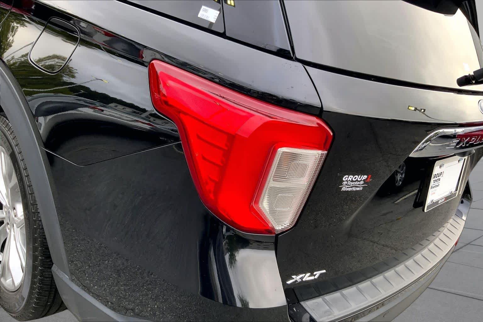 Used 2024 Agate Black Metallic Ford XLT image 25