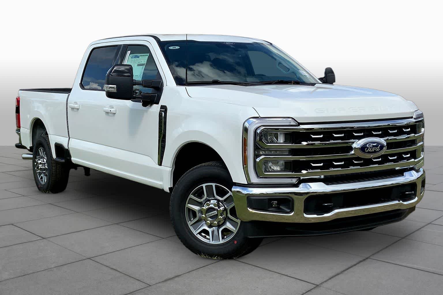 2026 Ford F-350 Super Duty Lariat - Photo 2