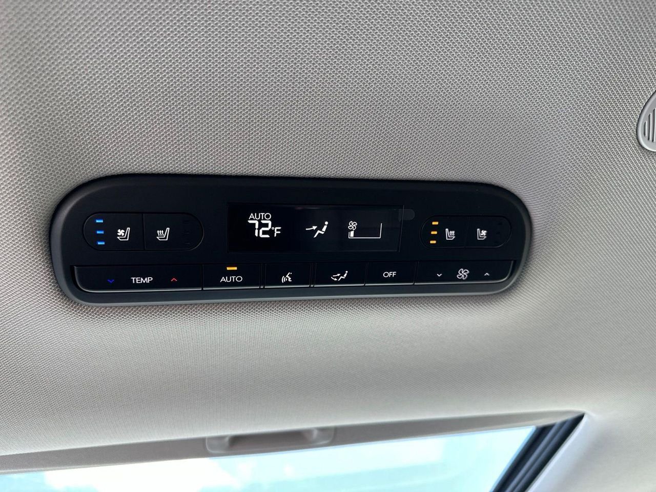 New 2026 White Hyundai SEL Premium AWD image 18