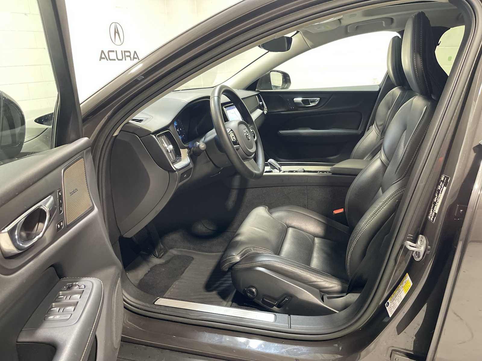 Used 2023 Gray Volvo Ultimate image 2