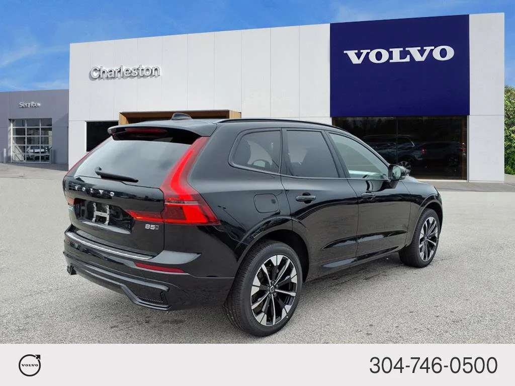 New 2026 Onyx Black Volvo Plus image 3