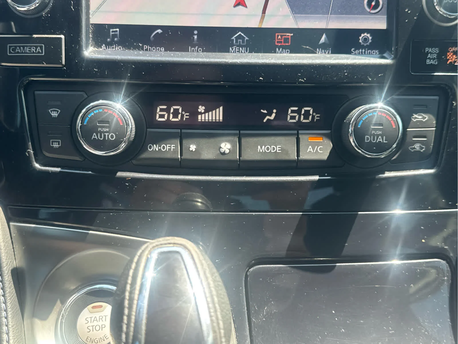 Used 2017 Brilliant Silver Nissan SR image 21
