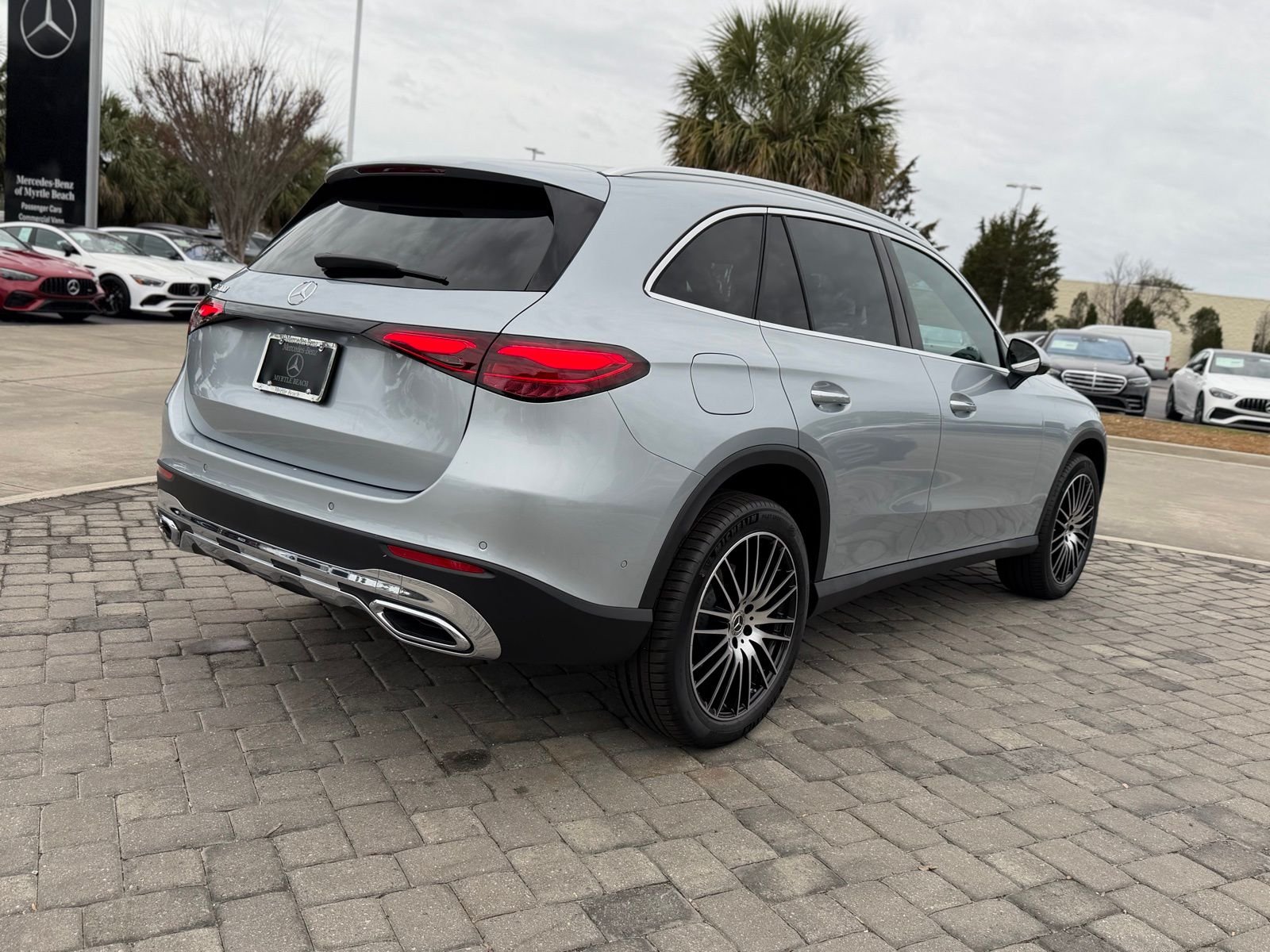 New 2026 Cirrus Silver Metallic Mercedes-Benz GLC 300 image 9