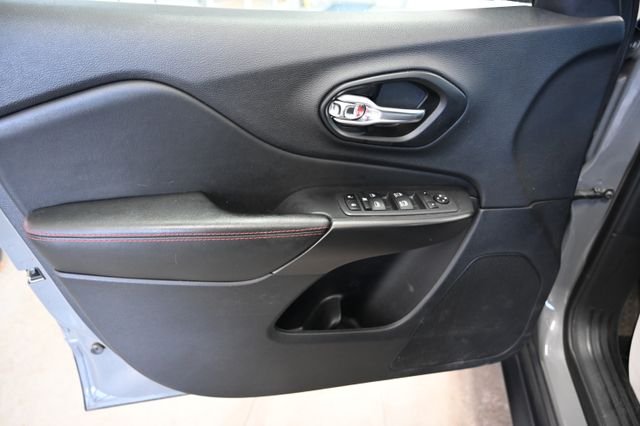 2022 Jeep Cherokee Trailhawk - Photo 26
