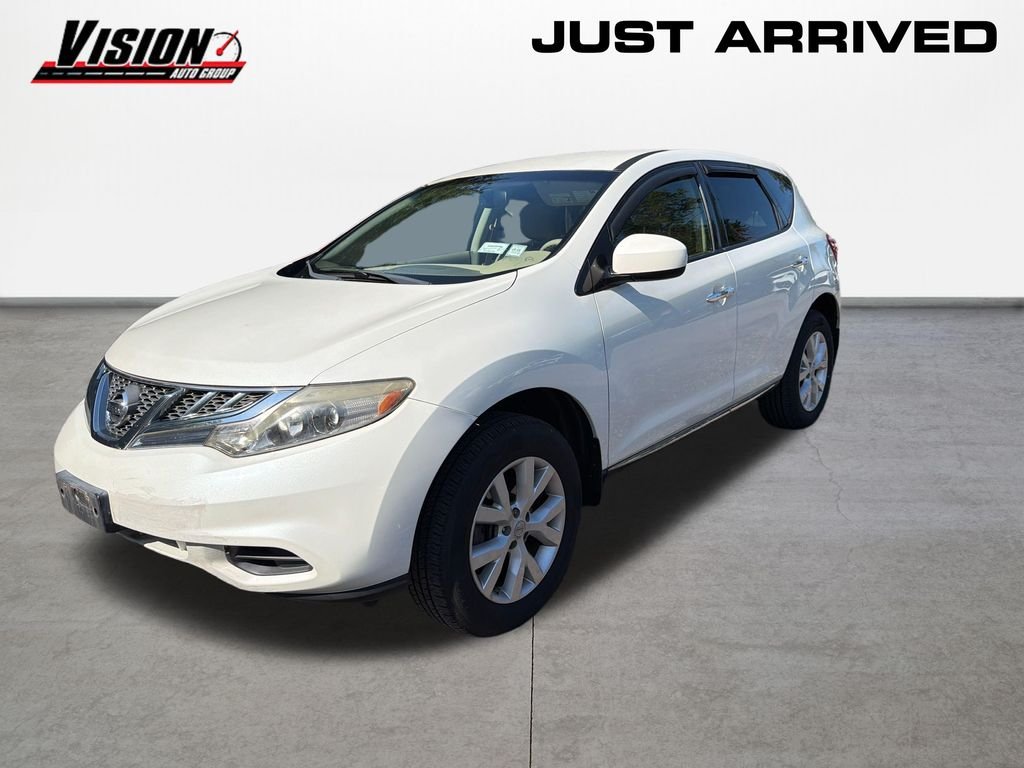 Used 2013 White Nissan S image 1