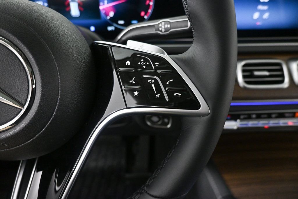 2025 Mercedes-Benz GLE GLE350 - Photo 11