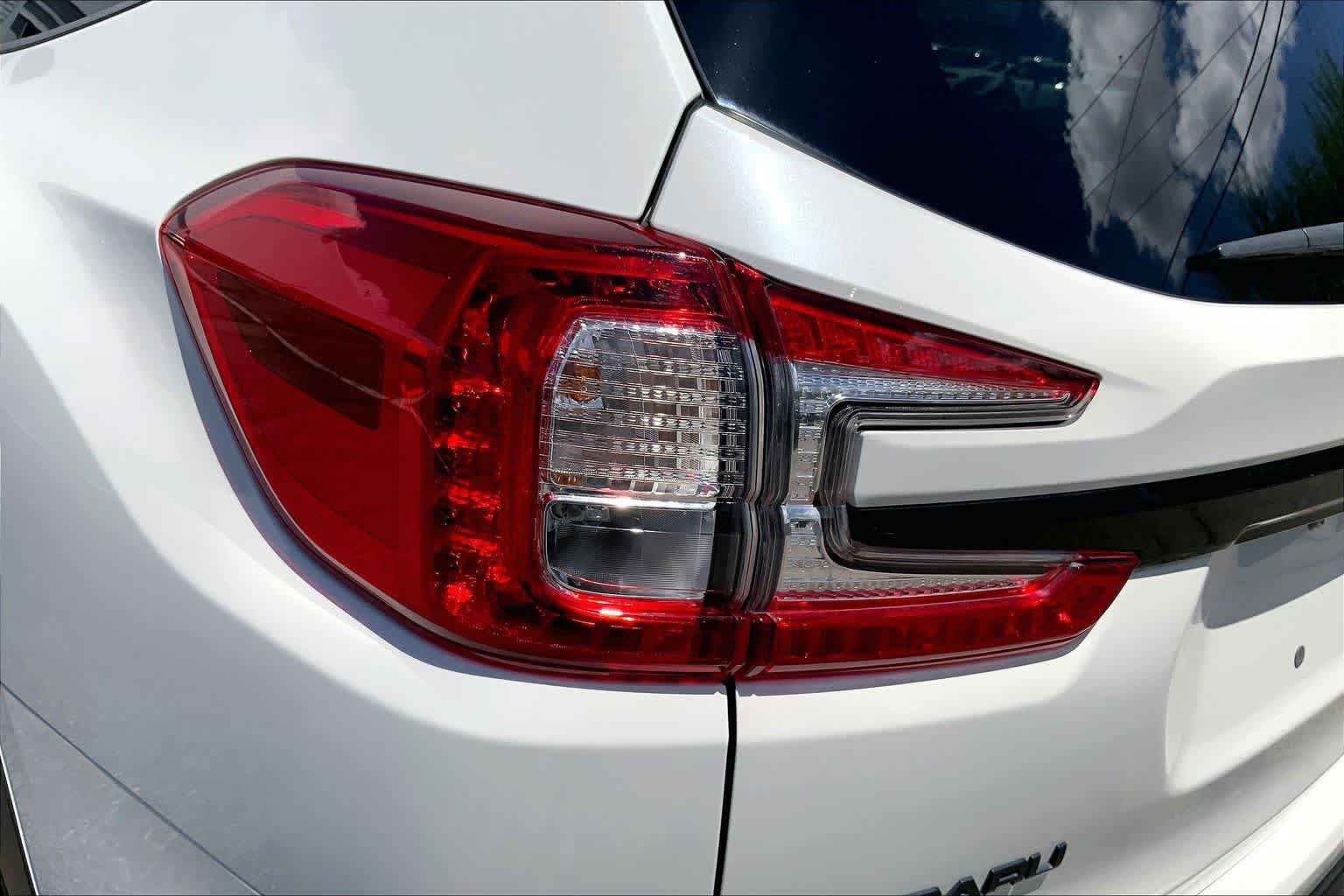 Used 2025 Crystal White Pearl Subaru Limited Bronze Edition image 26