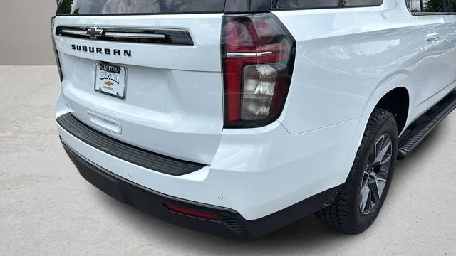 Used 2024 White Chevrolet Z71 image 44