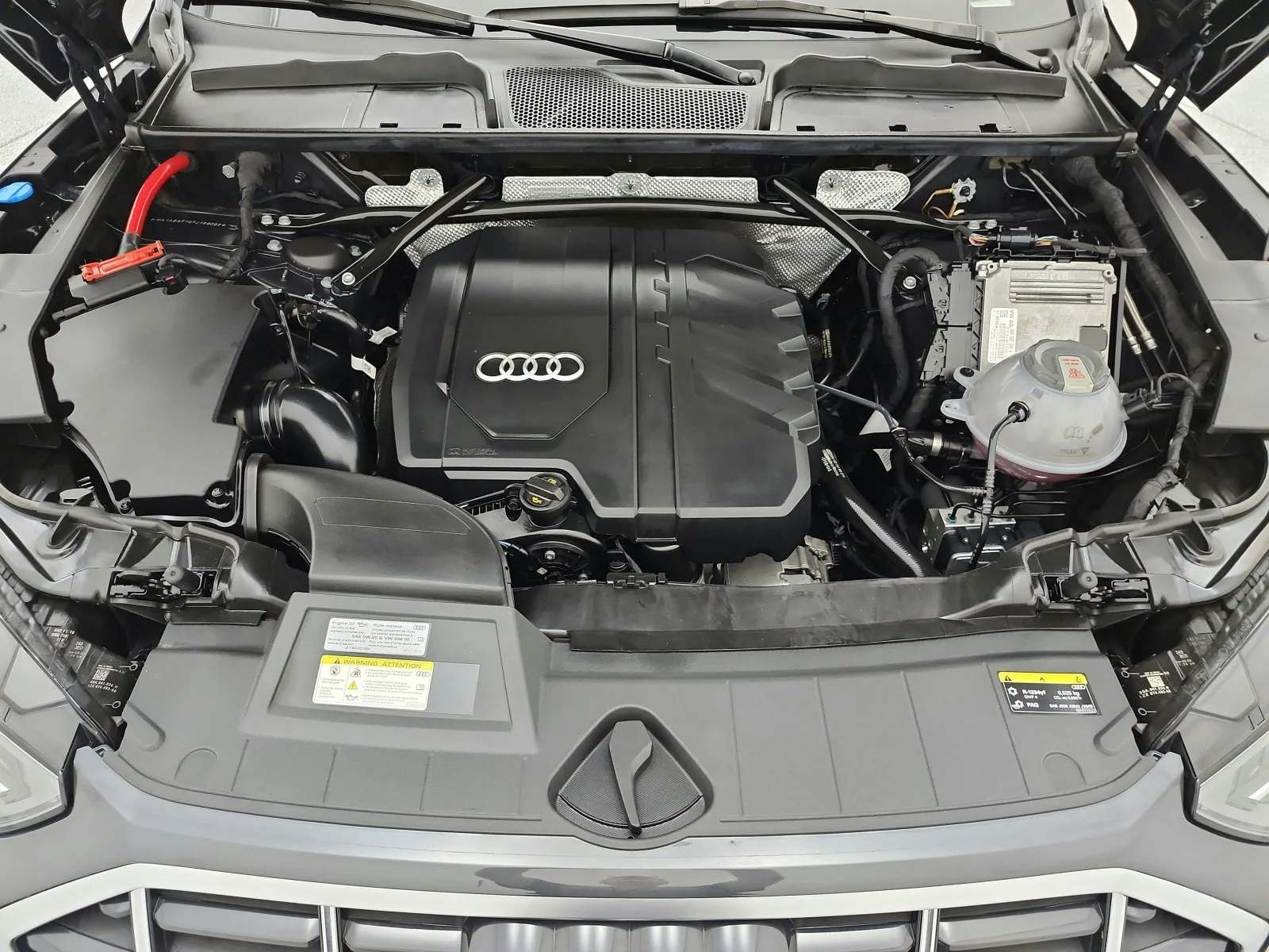 Used 2023 Manhattan Gray Metallic Audi Premium image 16