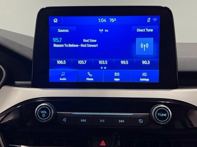 Used 2021 Silver Ford SE image 23