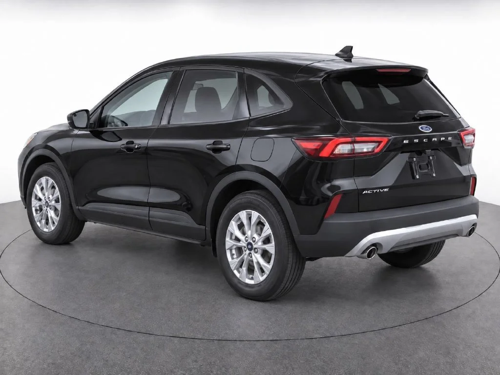 Used 2025 Black Ford Active image 4