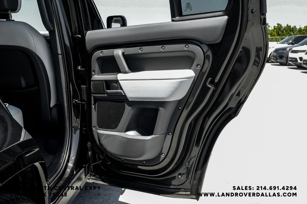2026 Land Rover Defender X-Dynamic SE - Photo 47