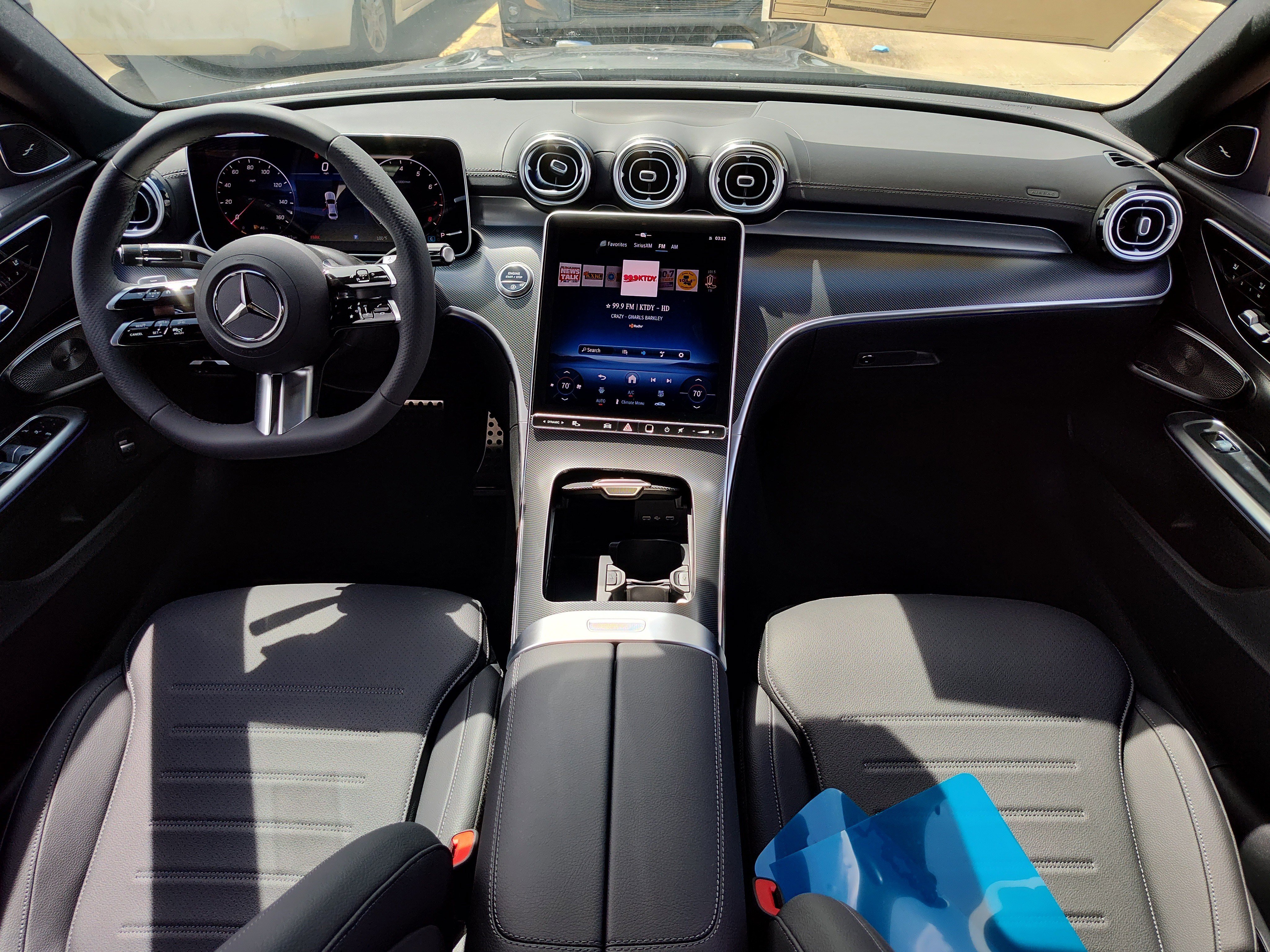 2025 Mercedes-Benz C-Class Sedan C 300 - Photo 25