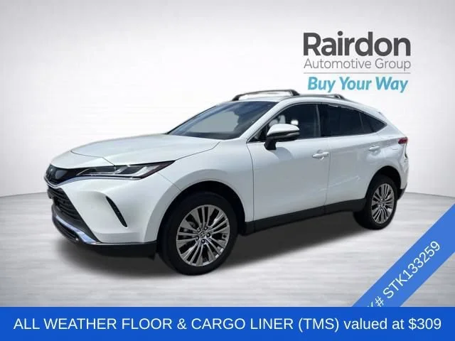 Used 2023 Platinum White Pearl Toyota Limited image 3