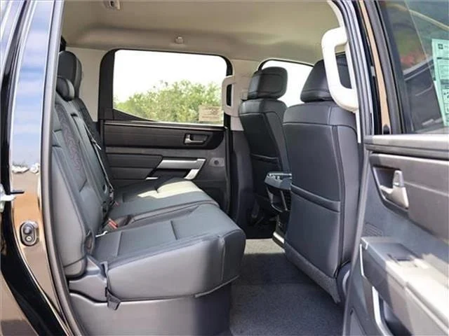 New 2024 Midnight Black Metallic Toyota SR5 (A10) 4x2 CrewMax 5.5 ft. box 145.7 in. WB image 11