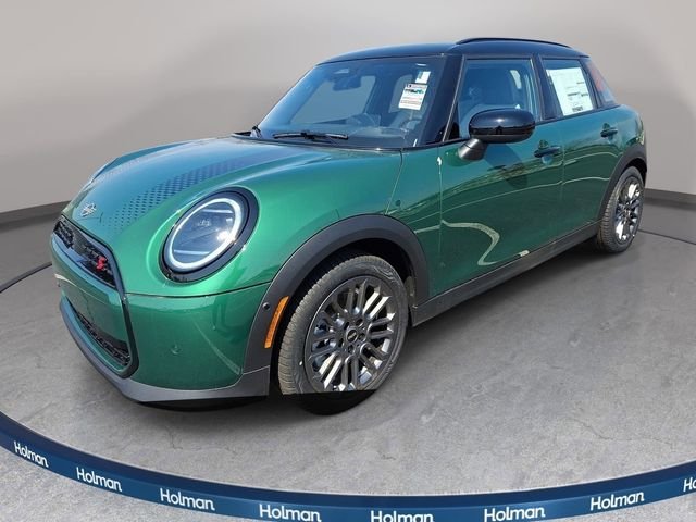 2026 MINI Hardtop Cooper S Signature's photo