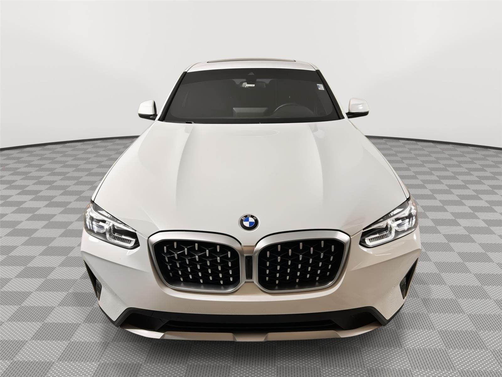 Used 2022 Alpine White BMW xDrive30i image 8
