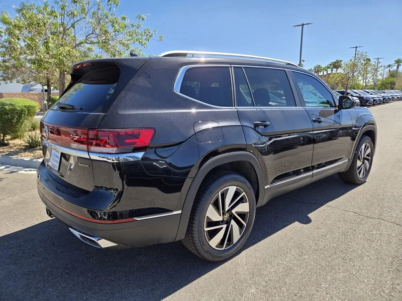 New 2026 Black Volkswagen 2.0T SEL image 4