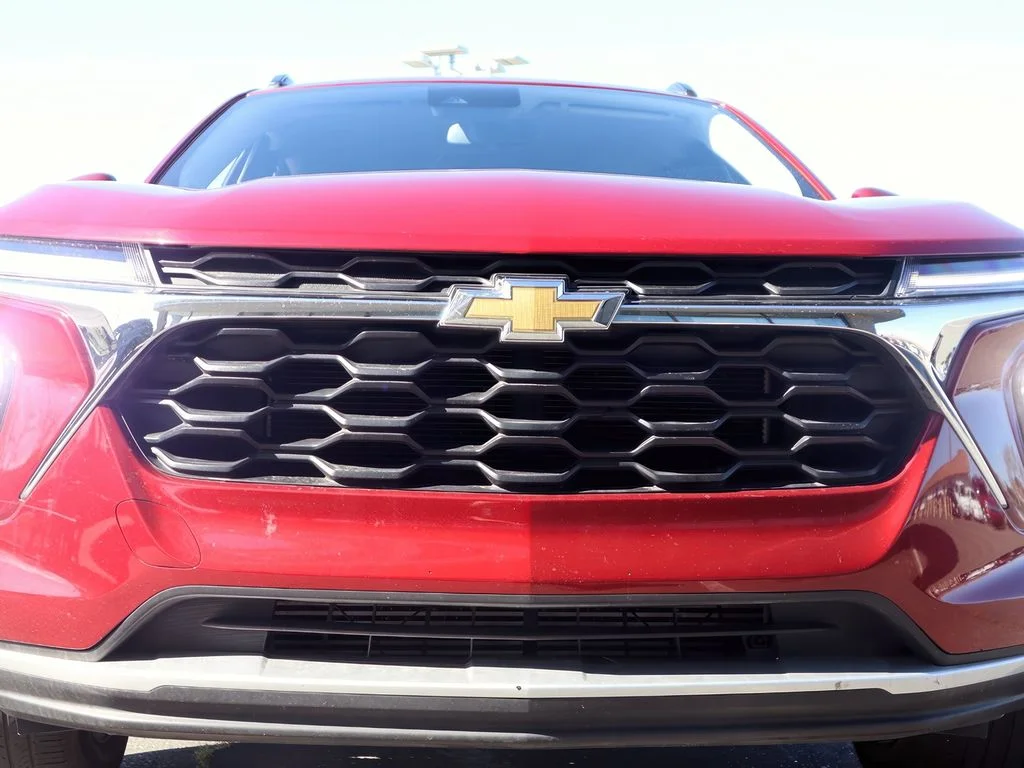 2025 Chevrolet Trax LT - Photo 25