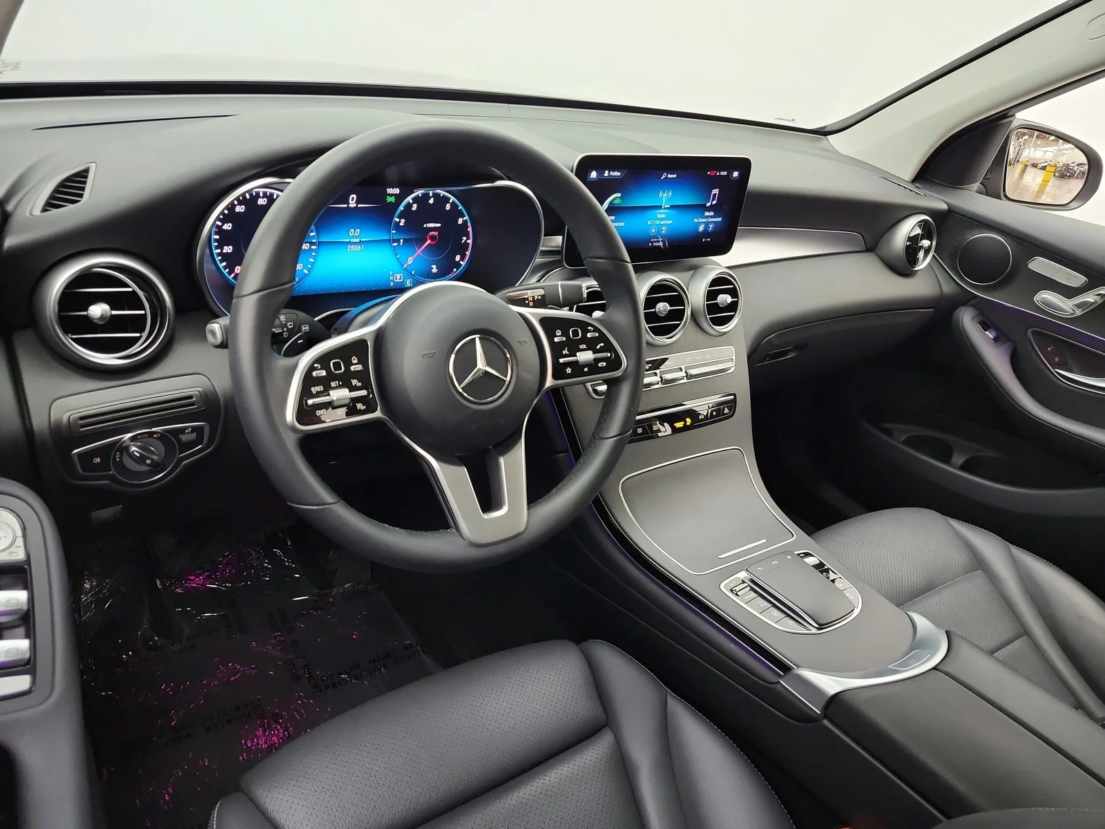 Used 2022 Graphite Grey Metallic Mercedes-Benz GLC 300 SUV image 13