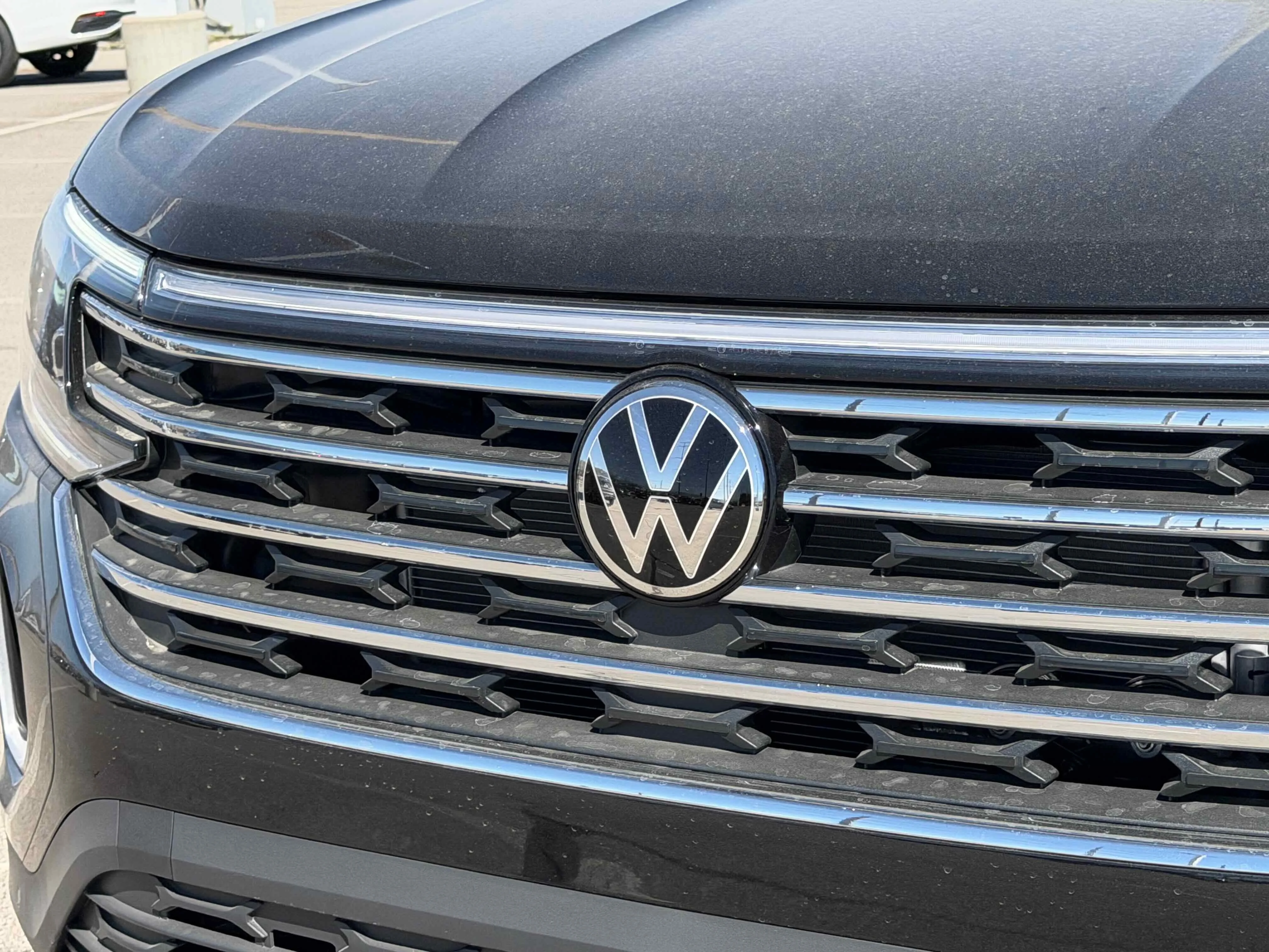 New 2026 Deep Black Volkswagen 2.0T SE w/Technology image 11