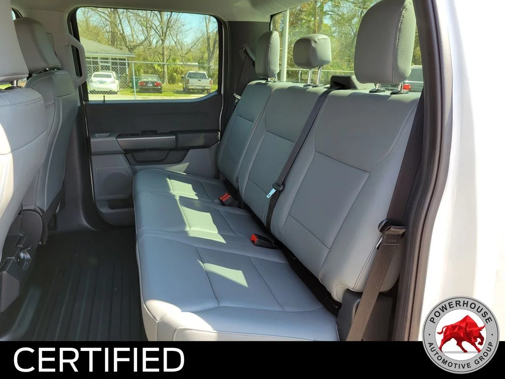 Used 2025 White Ford XL image 16