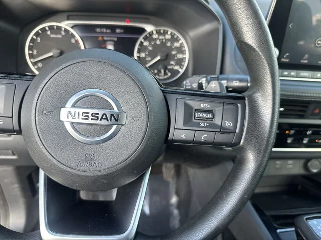 Used 2021 Black Nissan S image 17