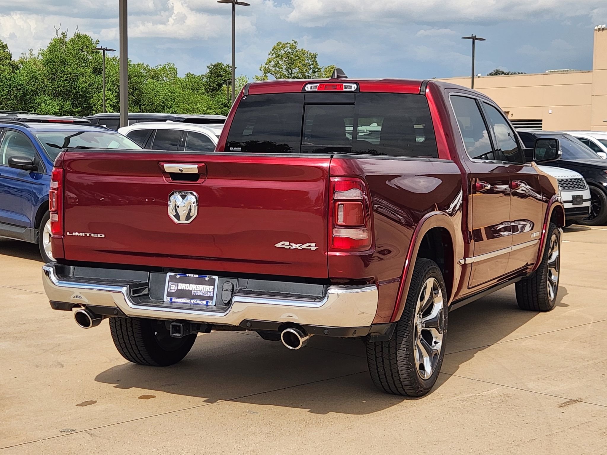 Used 2021 Delmonico Red Pearlcoat Ram Limited image 9