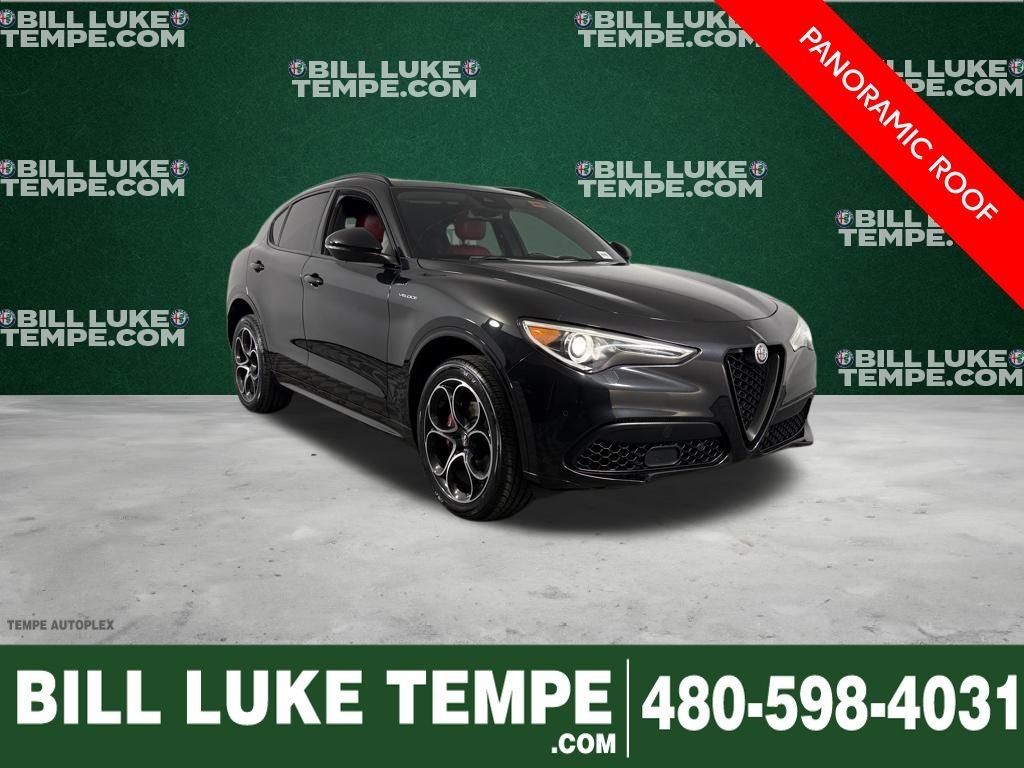 2023 Alfa Romeo Stelvio Veloce AWD's photo