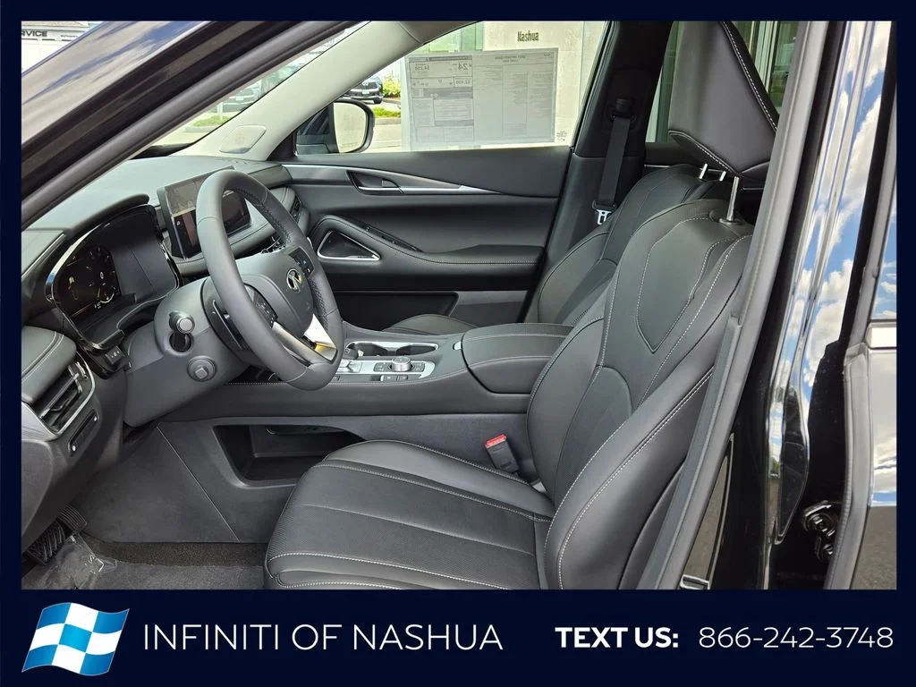 New 2027 MINERAL BLACK INFINITI Luxe AWD image 3