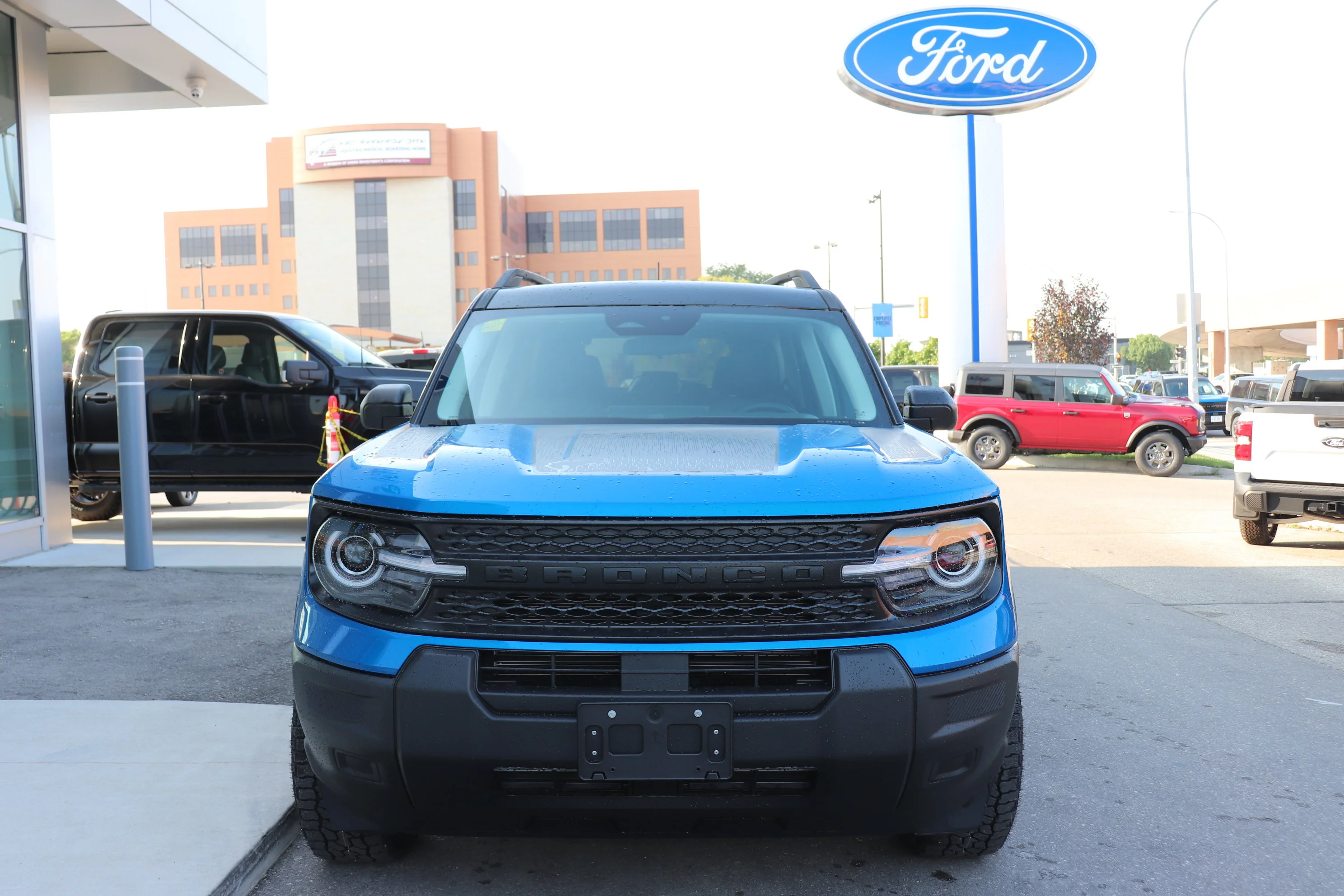 New 2026 VELOCITY BLUE METALLIC Ford Big Bend image 2