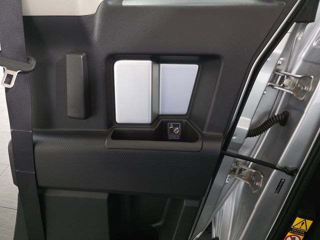 Used 2007 Silver Toyota Base image 12