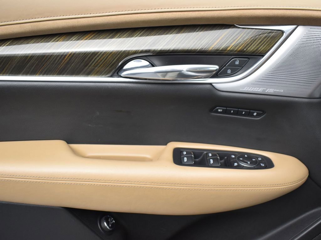 2022 CADILLAC XT6 - Image 9