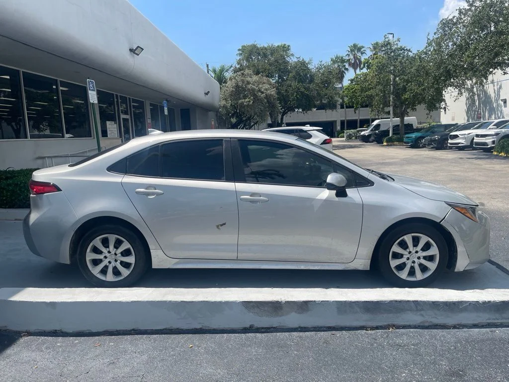 Used 2023 Silver Toyota LE image 5