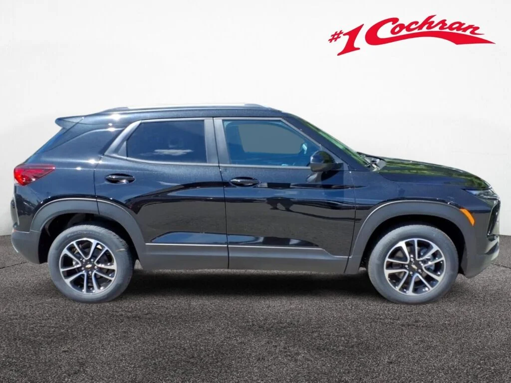 2026 Chevrolet Trailblazer LT - Photo 2