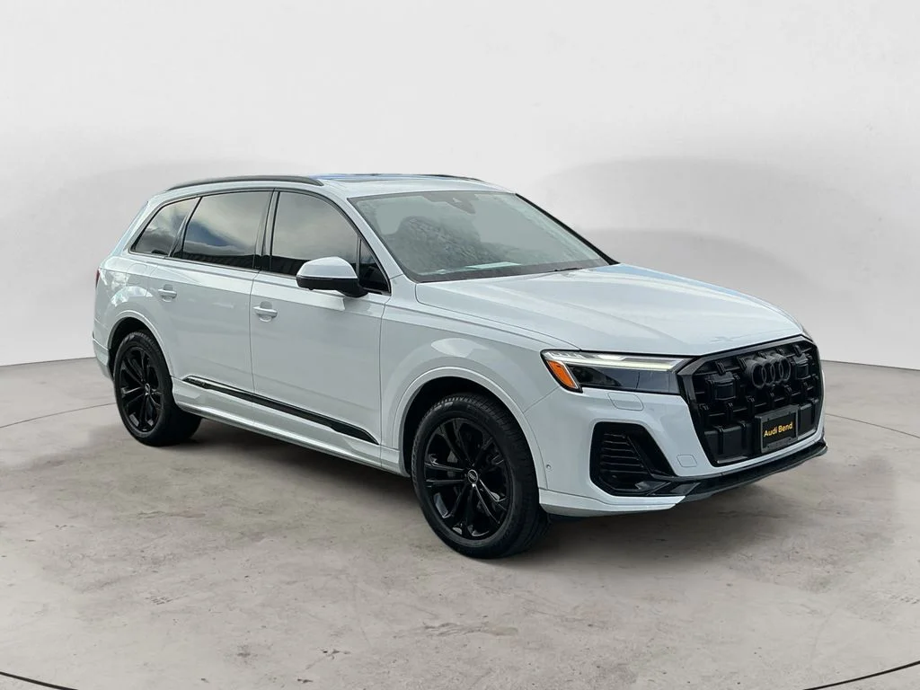 2025 Audi Q7 45 Premium Plus quattro Tiptronic's photo