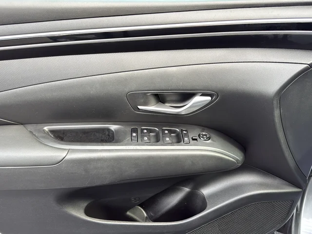 Used 2023 Silver Hyundai SEL image 30