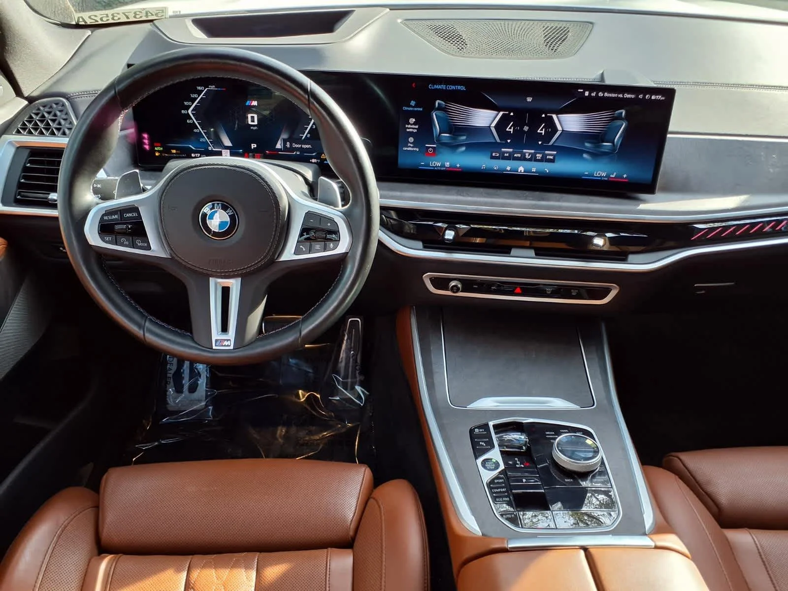Used 2024  BMW M60i image 24