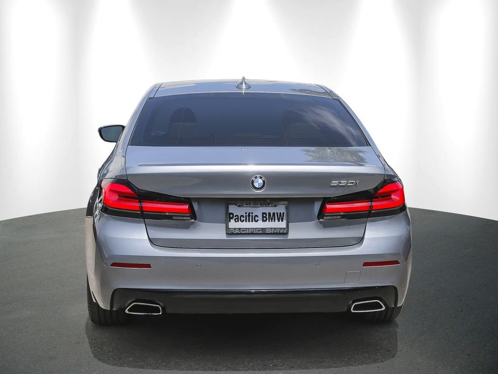Certified Used 2023 Skyscraper Gray Metallic BMW 530i image 5