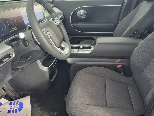 2026 Hyundai IONIQ 9 SE - Photo 9