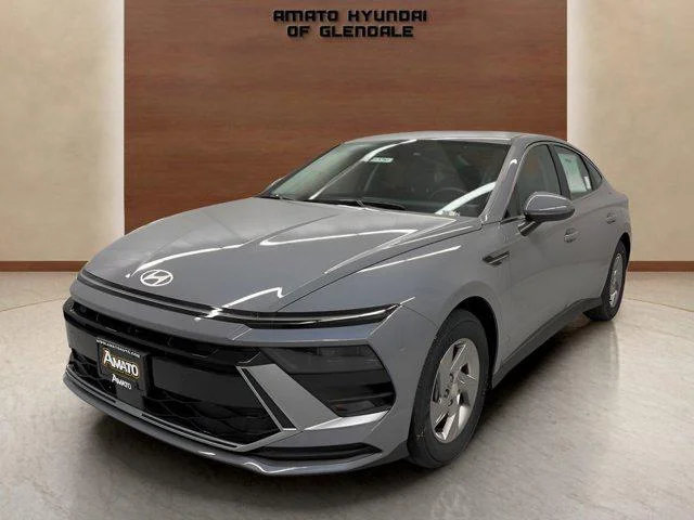 2026 Hyundai Sonata SE's photo