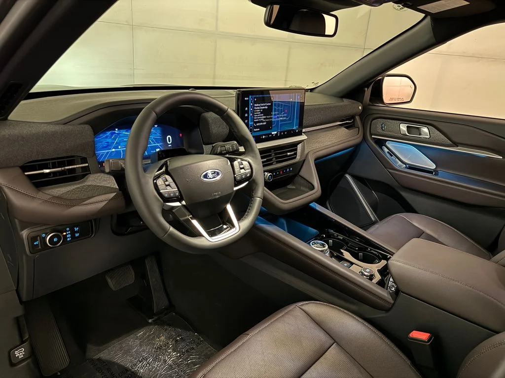 New 2026 Gray Ford Platinum image 42