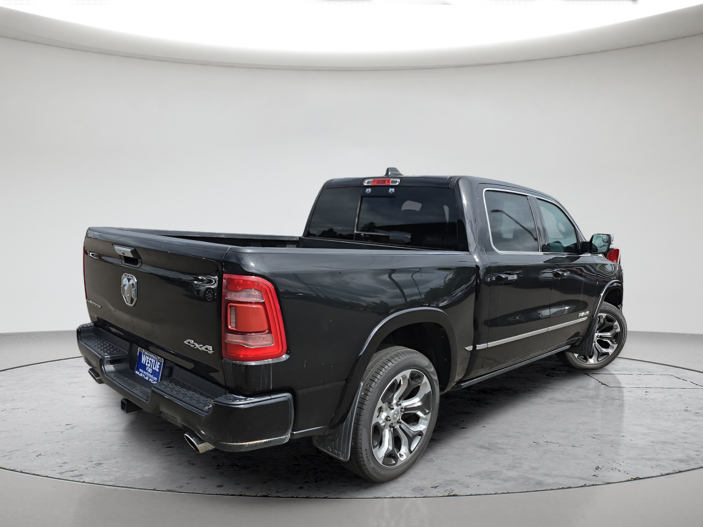 Used 2022 Diamond Black Crystal Pearlcoat Ram Limited image 6