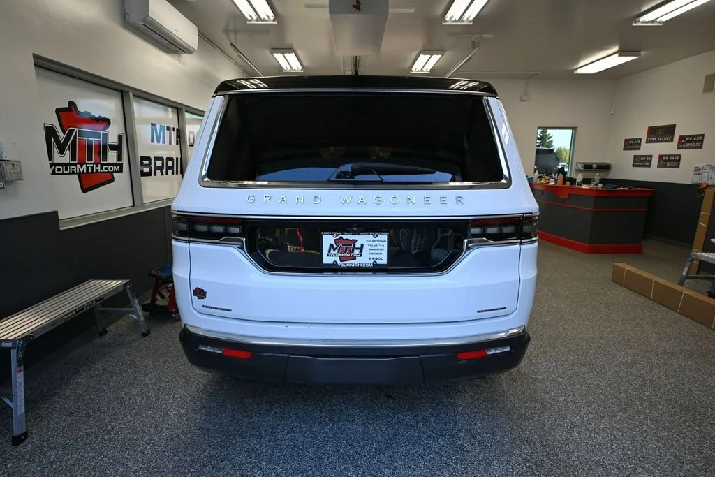 Used 2022 White Jeep Series II image 4