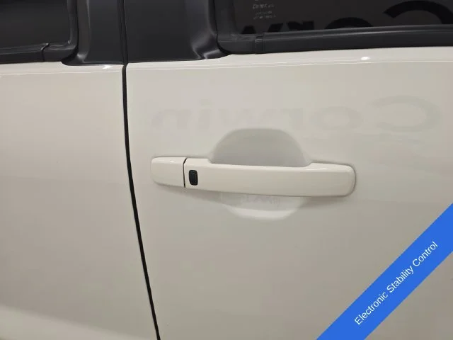 Used 2025 Glacier White Nissan PRO-4X image 9