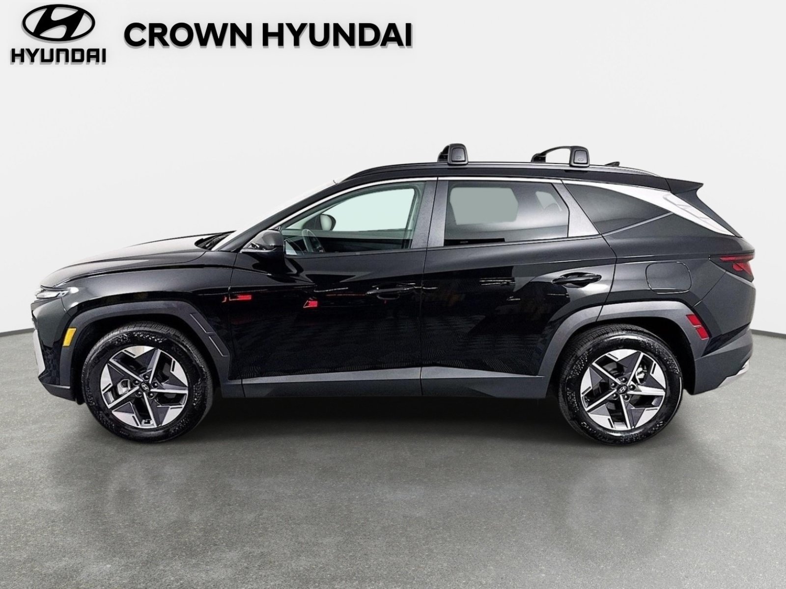 Used 2026 Phantom Black Hyundai SEL image 8