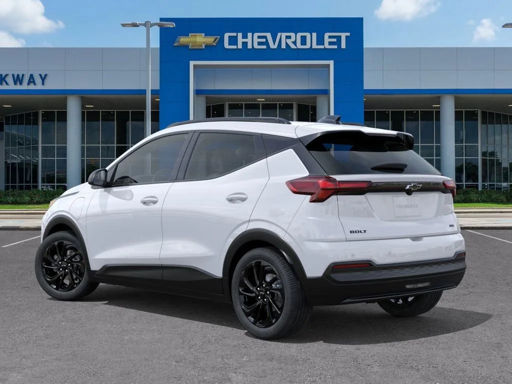 New 2027 Summit White Chevrolet RS image 3